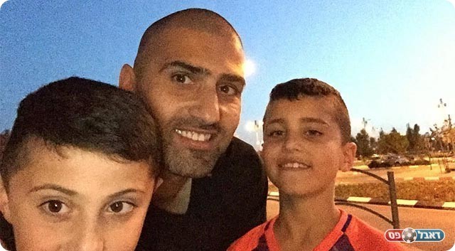 קרגולה יחד עם ילדיו